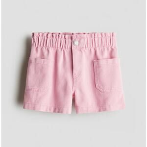 H&M Loose fit denim shorts size 6-7Y  (X02G)